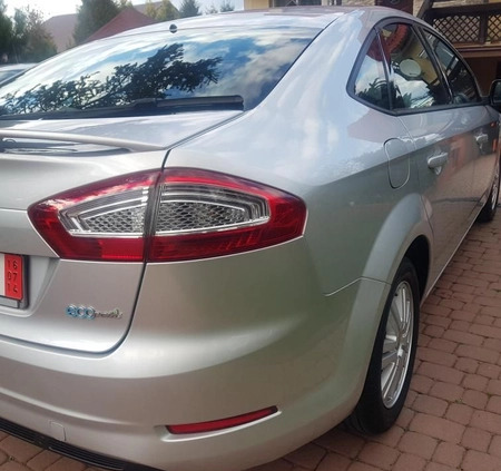 Ford Mondeo cena 16900 przebieg: 240000, rok produkcji 2011 z Staszów małe 436